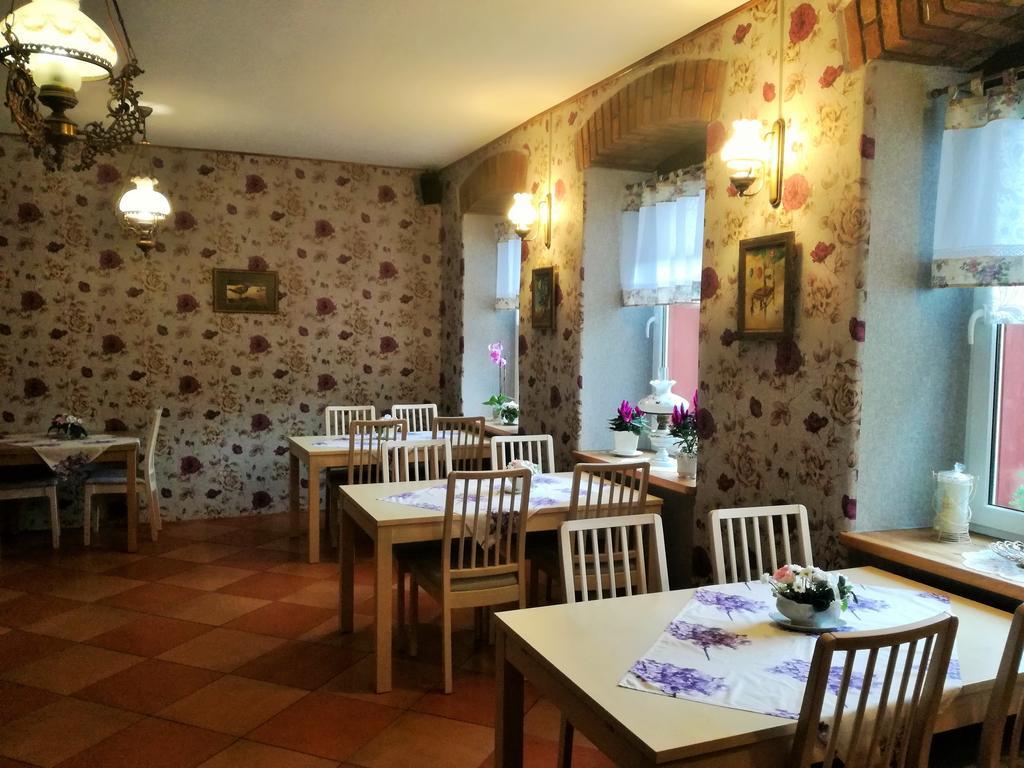 Hotel Babie Lato Leśna Exteriér fotografie